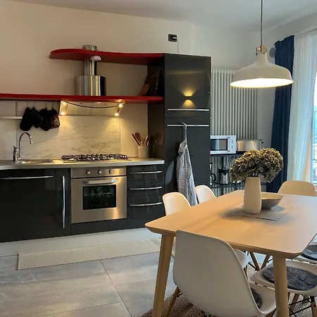 Antoni's Place Апартаменты Лено