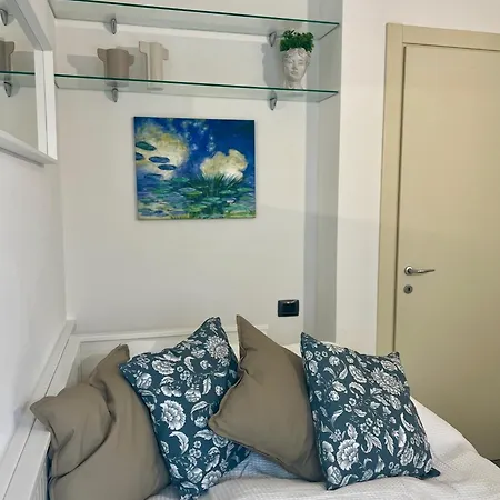 Antoni's Place Апартаменты