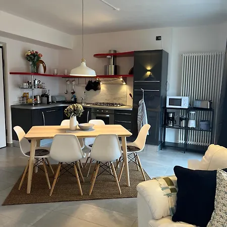 Antoni's Place * Lenno