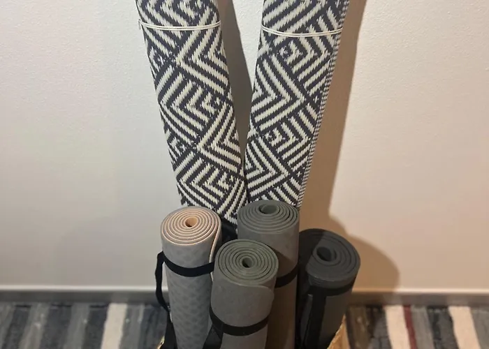 Antoni's Place لينّو